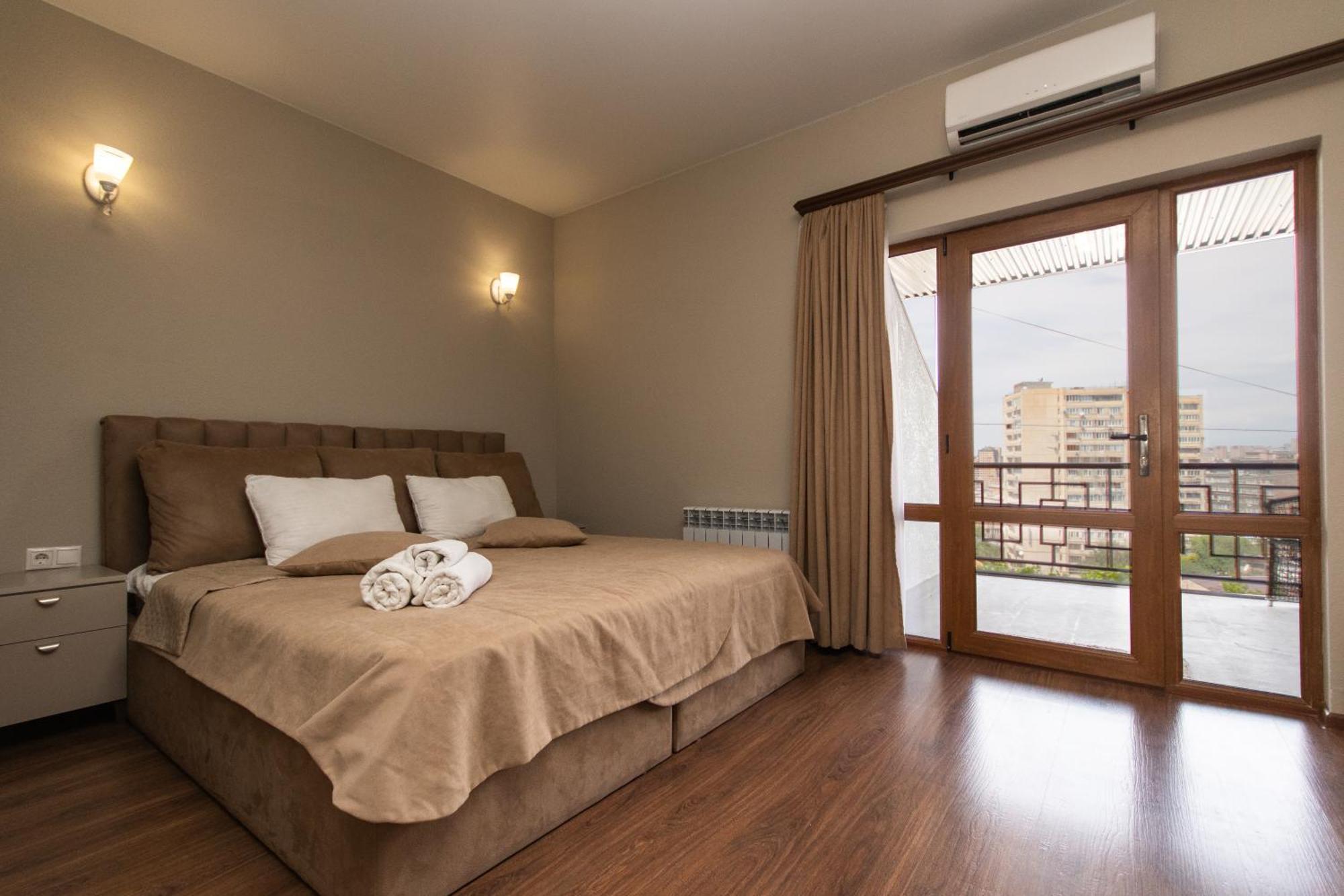Hillside Guest House Erevan Exterior foto