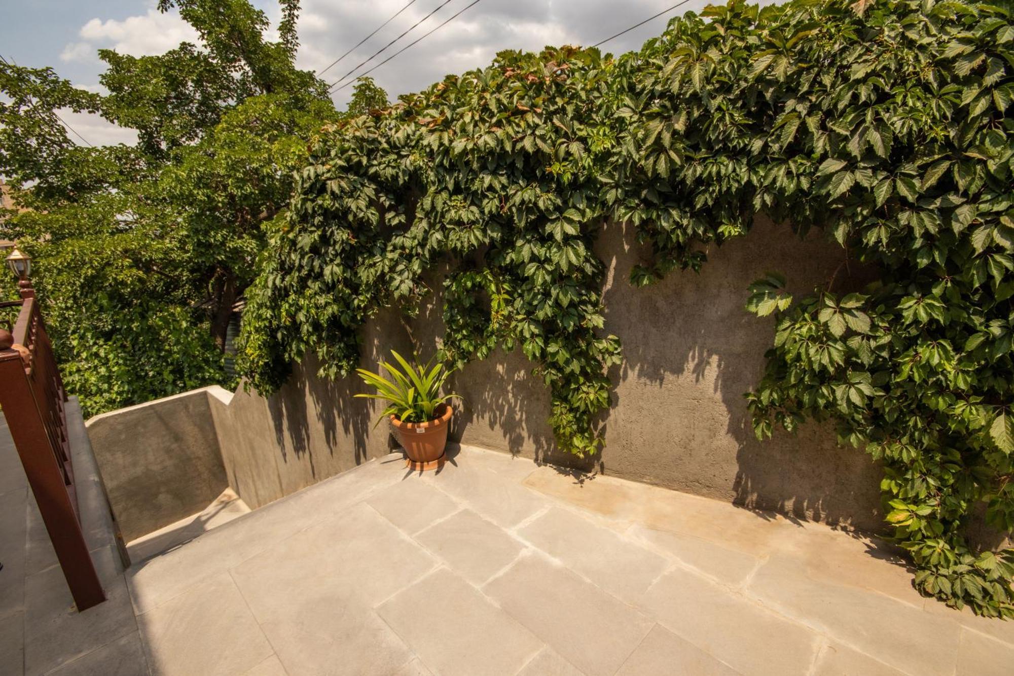 Hillside Guest House Erevan Exterior foto
